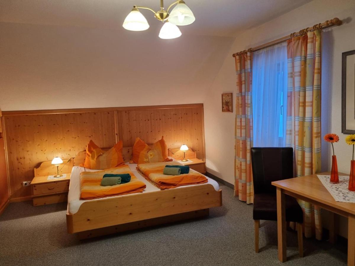 Kulmerhof - Farm Apartment Pruggern Bagian luar foto